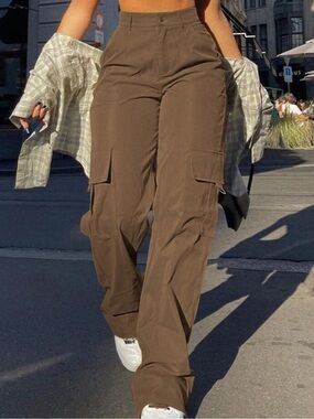 High-Waist Cargo Pants in Coffee Brown